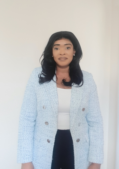 Head Shot Picture of Stella Harding