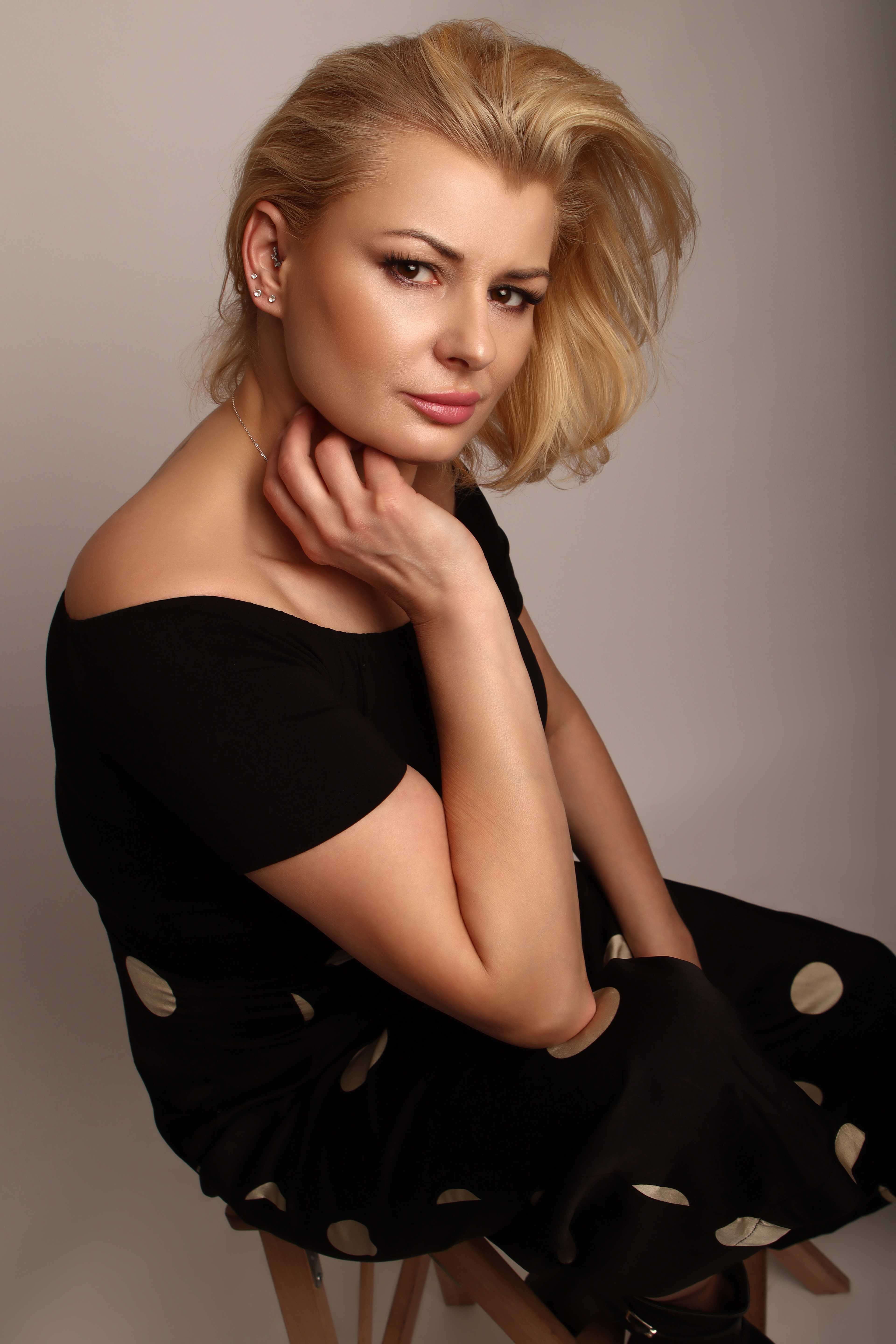 Head Shot Picture of Magdalena  Bikowska