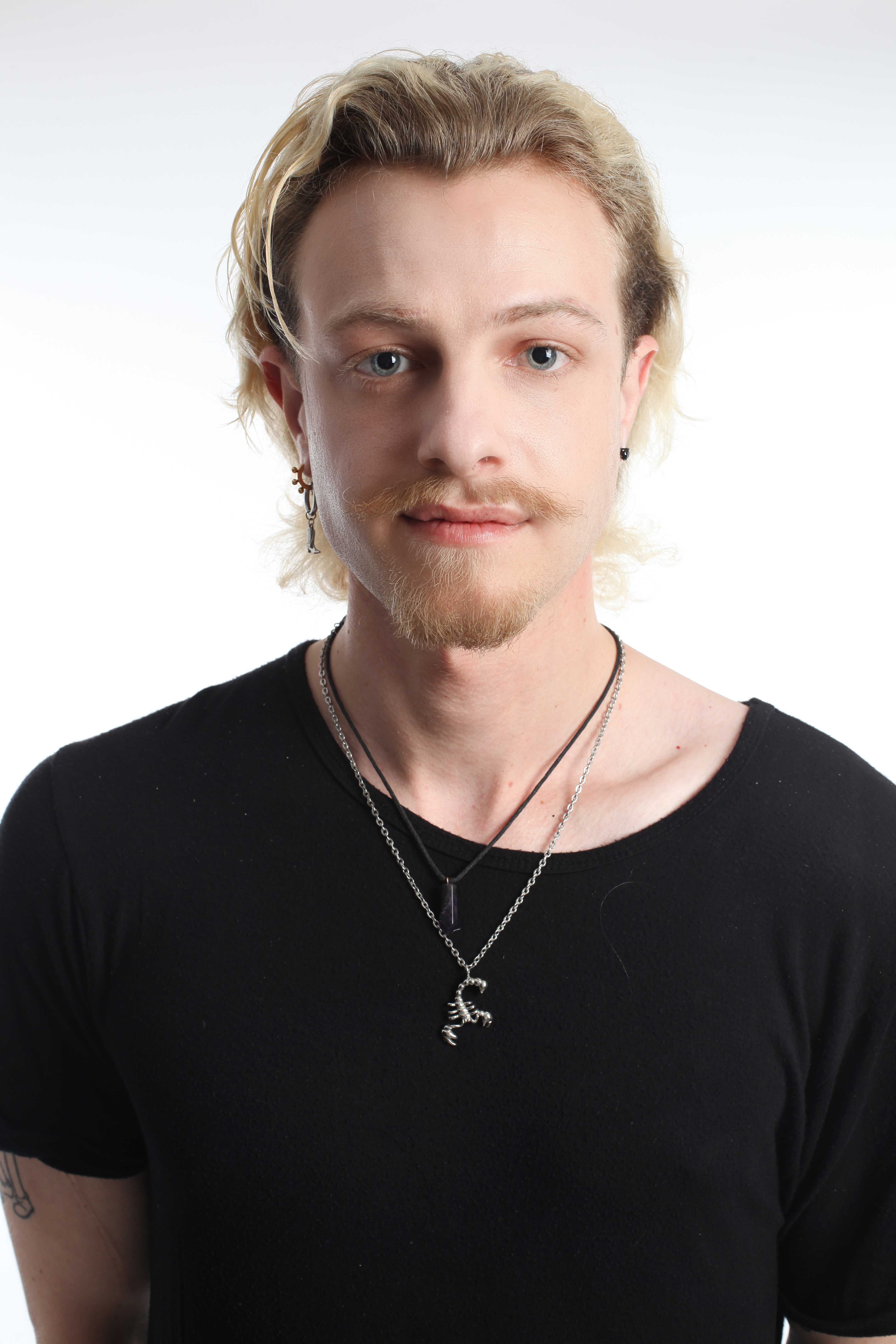 Polaroids of Oliver  Seth 