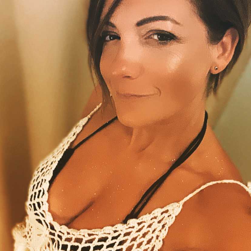 Polaroids of Sarah Jones