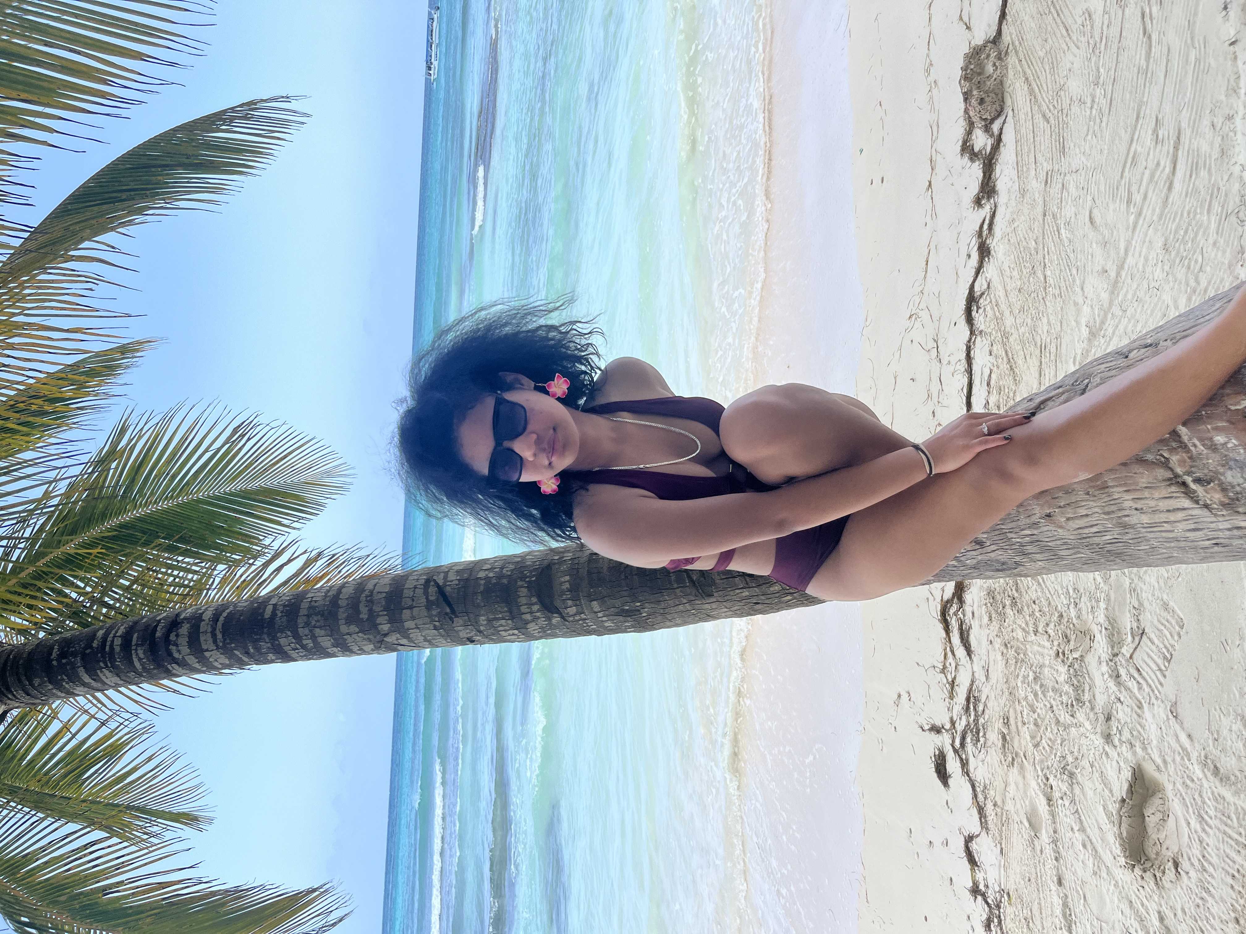 Polaroids of Yasmeli Soto Roa